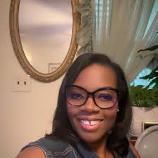 Tee Smith (@lsmithbrown) • Facebook