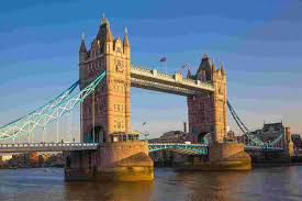 Home to ancient market towns and iconic cities, rolling green hills and dramatic coastlines, england is the place to be. Vergleichen Und Buchen Sie Ihre Fahre Nach England Mit Direct Ferries