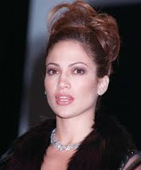 Una tonalità di castano più fredda, . Capelli Jennifer Lopez Tutti I Look Da Ieri A Oggi 40 Foto