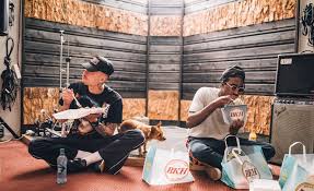 His latest project mars, which features karpe diem and unge ferrari, went straight to the top of the charts for several weeks. Arif Unge Ferrari Oslo Spektrum