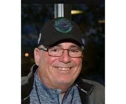 Russell Schreck's Instagram, Twitter & Facebook