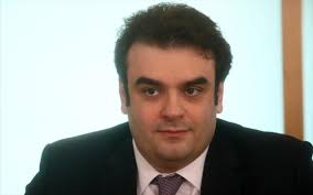 Αξίζει να επισημανθεί ότι ο προγραμματισμός των ραντεβού εμβολιασμού μπορεί να γίνει απευθείας από τους πολίτες με την είσοδο τους στην. Ranteboy Me Sms Gia To Embolio Kata Toy Korwnoioy