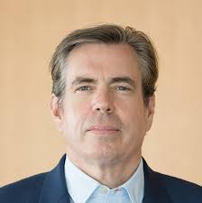 Jeffrey Currie's Instagram, Twitter & Facebook