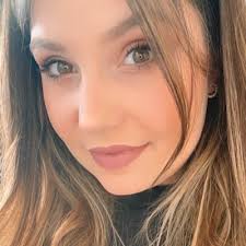 Eva Sanjuán (@evaasanjuan)