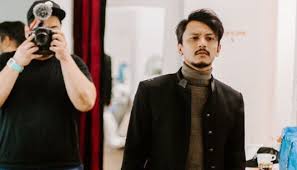 Width related image of cover album 2016 anatomi faizal tahir. Faizal Tahir Mahu Bersara