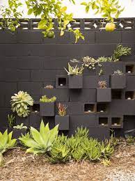 Landscape designer justin kasulka shows you how easy it is to build a garden wall with cinder blocks. Cinder Block Furniture 8 Easy Diy Ideas Bob Vila