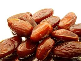 Huile D Olive Et Dattes De Tres Bonne Qualite Tunisie Courtier Recherche De Client Espaceagro