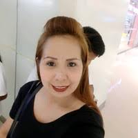 Richelle Robles's Instagram, Twitter & Facebook