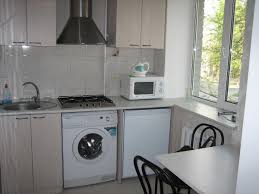 En conforama somos especialistas en sofás, colchones, salones, dormitorios, cocinas, televisiones, electrodomésticos y decoración. Lavadora Automatica En La Cocina 4 Formas De Alojamiento
