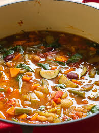 How to make minestrone soup like olive garden. Copycat Olive Garden Minestrone Soup 12 Tomatoes