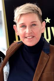 10+ Hundred Degeneres Ellen Royalty-Free Images, Stock Photos & Pictures