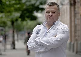 Influence on those who decide - Time