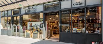 Des Magasins De L Enseigne Du Bruit Dans La Cuisine Vont Fermer