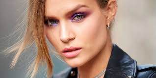 Скачивай и слушай chris rea josephine и chris rea josephine acoustic version на zvooq.online! 8 Beauty Secrets I Learned From Josephine Skriver