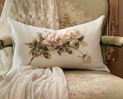 Rose Lumbar Pillow Cover, Farmhouse Linen Pillow Cover, Shabby French  Country Decor, Cottage Chic Decor, Gift for Her, 12" X 20"