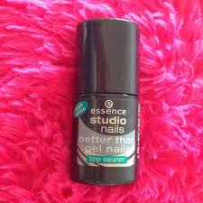 Enjoy painted nails without any cracks thanks to the essence better than gel high gloss top sealer. Problem Mit Top Coat Nagellack