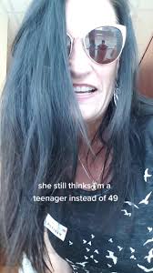 ahe thinks I'm naked. and who says putain anymore. I think she hates my  pants. lol. #fyp #mothers #fypシ