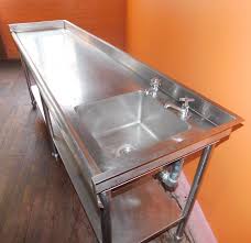 This regency work table with sink features sink type 304 stainless construction, which offers greater durability and corrosion resistance than type 430 stainless steel options, making it the ideal choice for your kitchen! 90 X 24 Heavy Duty Stainless Steel Prep Table With Sink Trec