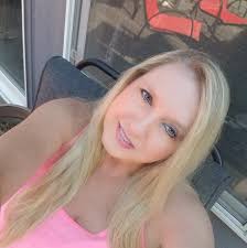 In case you needed an excuse to justify all of your vintage Christmas  decor..