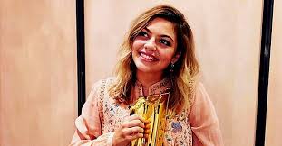 La bravoure est toujours respectée, même dans un ennemi. Louane Est Enceinte Decouvrez Son Compagnon Florian Rossi