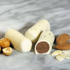 Les Quenelles De Lyon Voisin Voisin Chocolatier Torrefacteur Bien Manger Quenelles Quenelles De Lyon