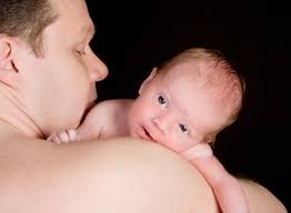 When both state and federal laws apply, the employee receives the benefit of the more protective law. Wie Bindung Entsteht Und Was Eltern Und Kinder Furs Bonding Brauchen Vaterfreuden De Die Seite Fur Vater