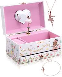 A great place to store jewelry and important items. 13 Best Jewelry Boxes For Kids Of All Ages 2021 According To Mom