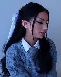 Amber Borror's Instagram, Twitter & Facebook