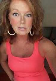 Amando este vestido misterioso