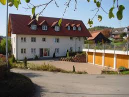 2.250 € 2.100 € 6.9 € bad waldsee: 3 Zimmer Wohnung Zu Vermieten Grabelgasse 3 88410 Bad Wurzach Haidgau Bad Wurzach Mapio Net