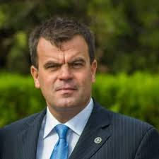 Profesorul Vlad Claudiu este viitorul ministru al Educație? *Să nu le cerem  copiilor noștri să memoreze informații, ci să îi învățăm să lucreze cu  informațiile! Să îi încurajam să fie creatori!''