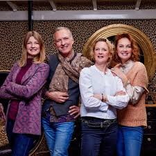 Een paar jaar geleden was de dochter van martien namelijk met iets heel anders bezig… maxime's webcamsite. Twitter à¤ªà¤° Chateau Meiland Maxime Meiland Is Op Zoek Naar Een Donor Voor Haar 2de Kind Chateaumeiland