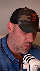 Ek lees vandag iets raak van Susan Coetzer wat ek nie anders kan as om te  deel nie, omdat ons in ons huwelike en verhoudings mekaar kan afbreek of  opbou met ons