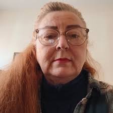 Hello, I'm completely new here. Want to learn.