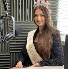 Addicted to nylon, heels & short skirts! Miss Polski Magdalena Kasiborska Polskie Radio Wpna 103 1 Fm Chicago