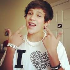 OMG! He was so young!! Austin Mahone