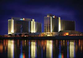 Ring In 2019 With New Year S Celebrations At Aquarius Casino Resort Vegas24seven Com Casino Resort Resort Casino Hotel