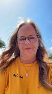 The Goose Is Loose Antiques & Collectibles