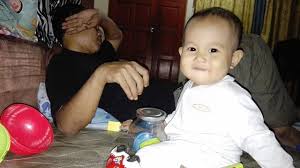 Kalau Personal Assistant Macam Ni Mesti Ramai Pelanggan Lari Ceritera Si Gadis Biru Baby Photo Pinterest Adidas Sneakers Baby Photos And Sandals