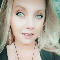 Roxanne Souza's Instagram, Twitter & Facebook