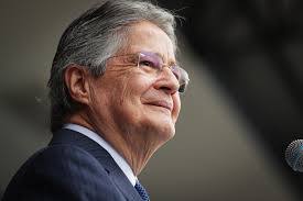 Melva Moran's Instagram, Twitter & Facebook