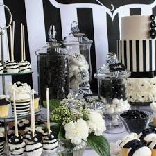 Black And White Candy 56 Elegant Black And White Wedding Dessert Tables White Candy Table White Dessert Tables White Candy Bars