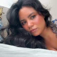 Aisha Crockett's Instagram, Twitter & Facebook