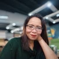 Cecil Reyes's Instagram, Twitter & Facebook