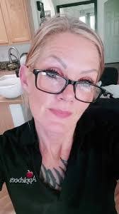 Renee Poe's Instagram, Twitter & Facebook