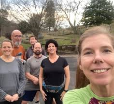 Awesome time with Fran Kienle& Raeann Thomas Alboher at the Evergreen  pumpkin 10 miler! Did it as a fun run together 🧡🎃…and Fran had us  climbing the wall to get into the