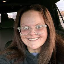 Hello really need some advice I don't want to work my full time job anymore  I don't like it , it's really stressful and a very stressful far drive  every day. I