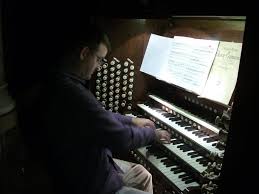 This year westminster cathedral hosts a series of six organ recitals, bringing together british and one or two tickets to grand organ festival. Westminster Cathedral 25 September 2011 44 Paul Carr