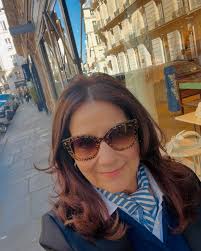 Teensy Parisian streets