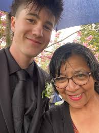 Been living in Bedford 30 years and I don't recall seeing this beauty so  close to home. ♥️